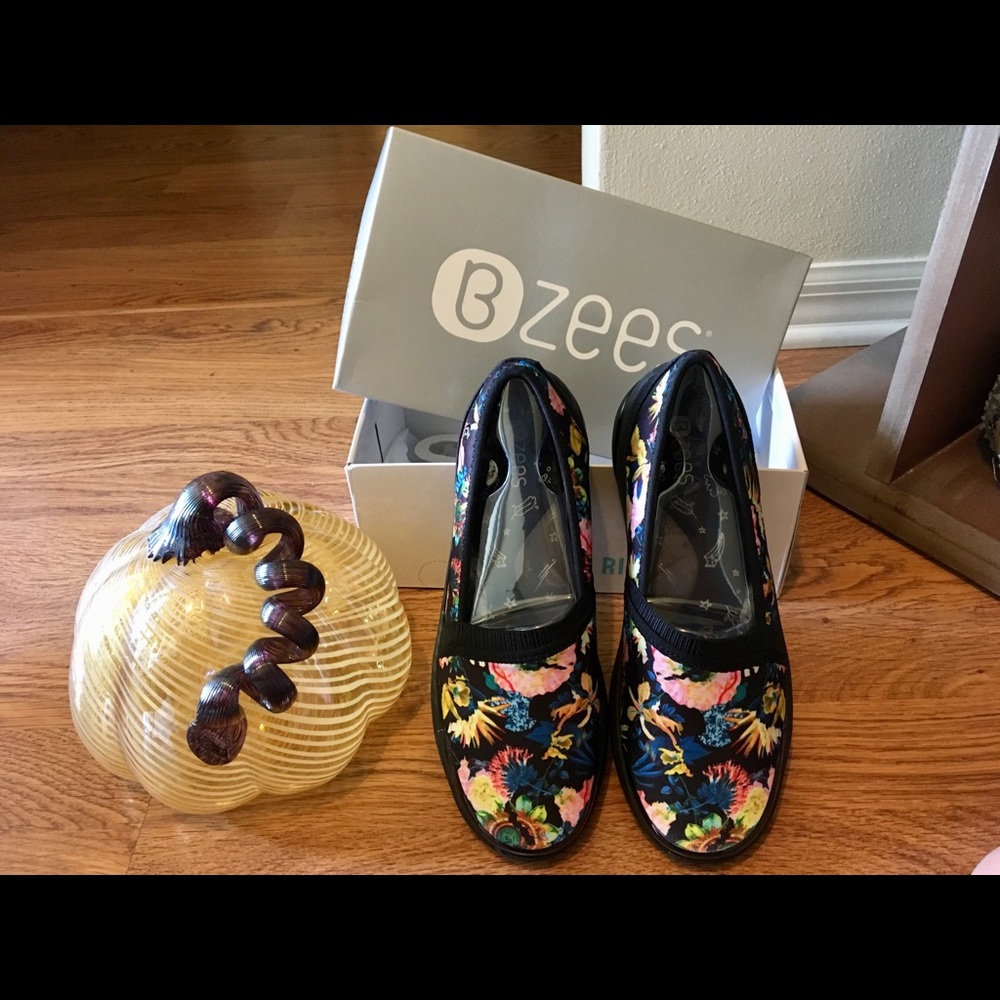 BZees Lollipop Slip-On/Multi Color